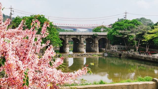關西東安古橋的官方照片