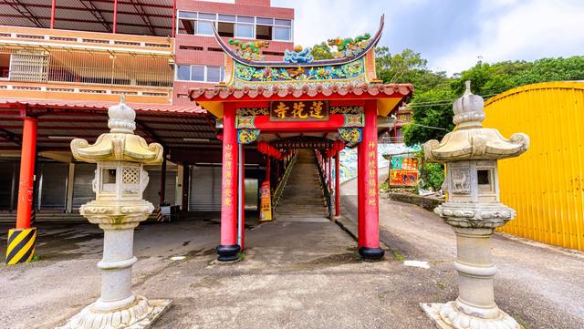 蓮花寺的官方照片
