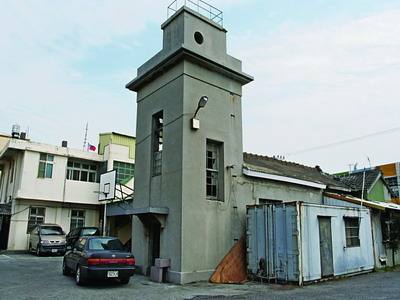 原海埔厝警察官吏派出所的官方照片
