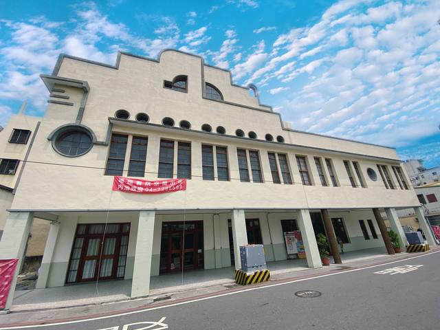 彰化鐵路醫院(原高賓閣)的官方照片