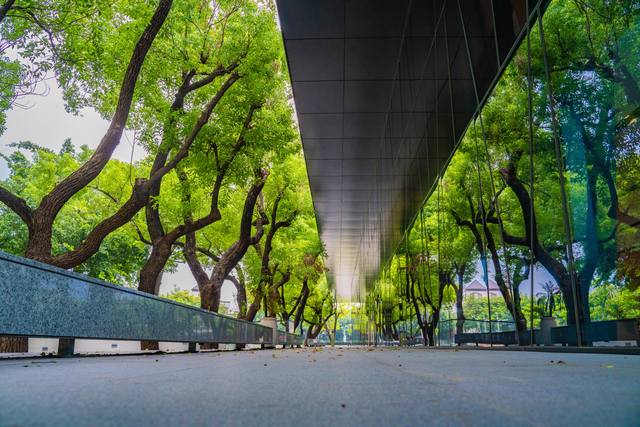 屏東縣立圖書館總館的官方照片