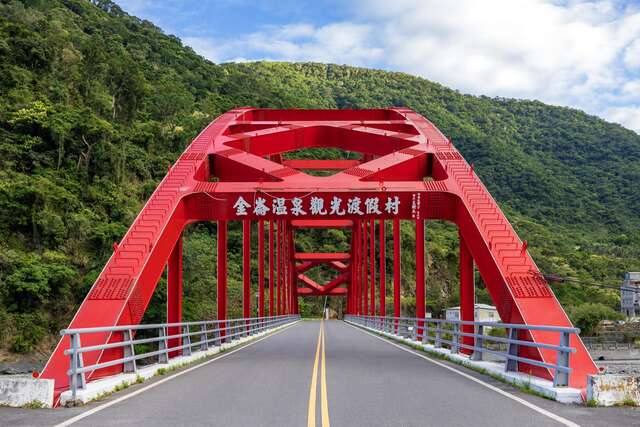 金崙溫泉風景區的官方照片