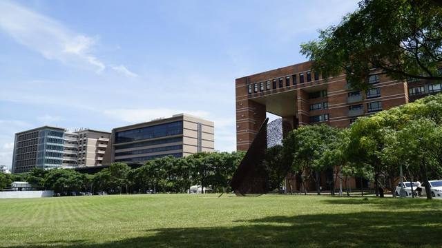 清華大學的官方照片