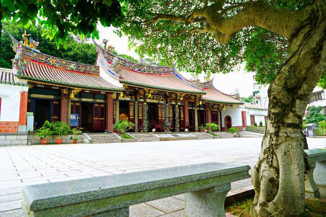 財團法人劍潭古寺的官方照片