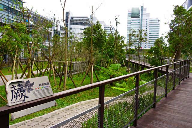 三重世貿公園的官方照片