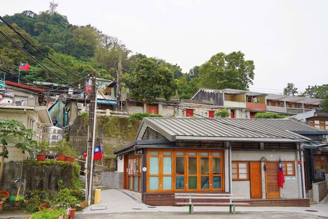 蟾蜍山煥民新村的官方照片