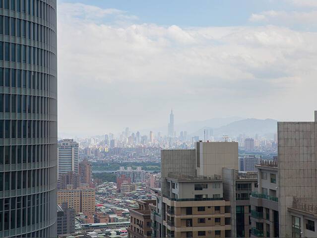 新北市政府景觀瞭望台的官方照片