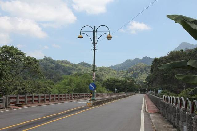 頭汴坑酒桶山自行車道的官方照片