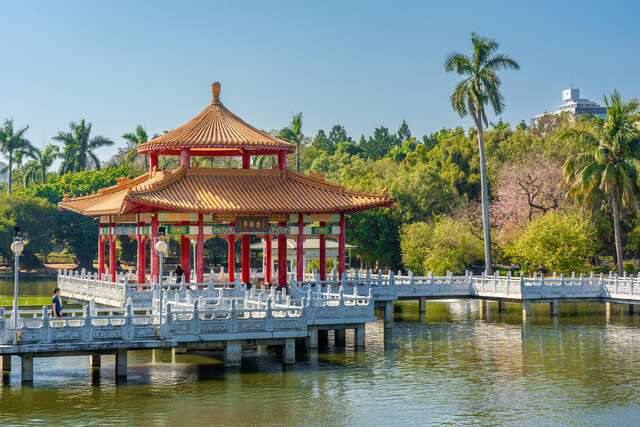 台南公園(羊蹄甲林)、台南苦楝花(知事官邸)的官方照片