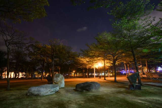 高雄市二二八和平公園的官方照片
