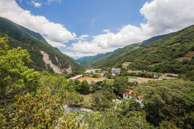 霧鹿峽谷的官方照片