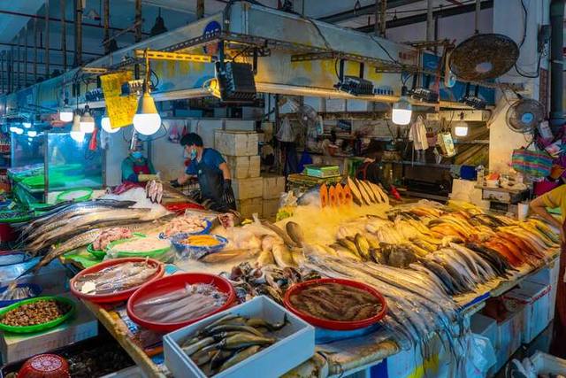 布袋漁港觀光魚市的官方照片