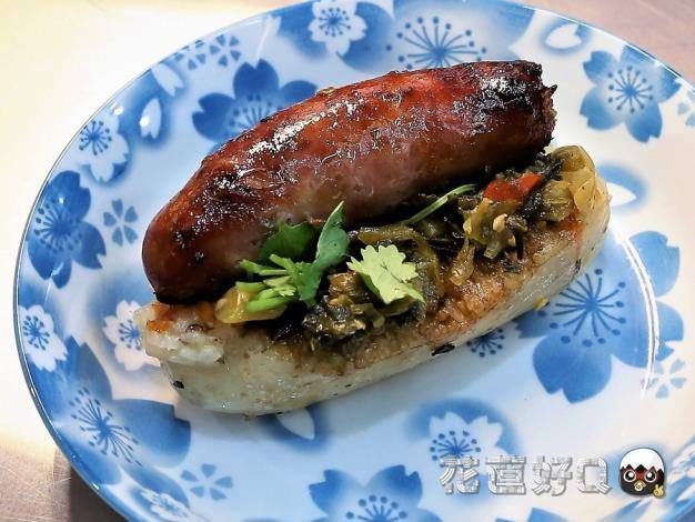 美人大腸包小腸的官方照片